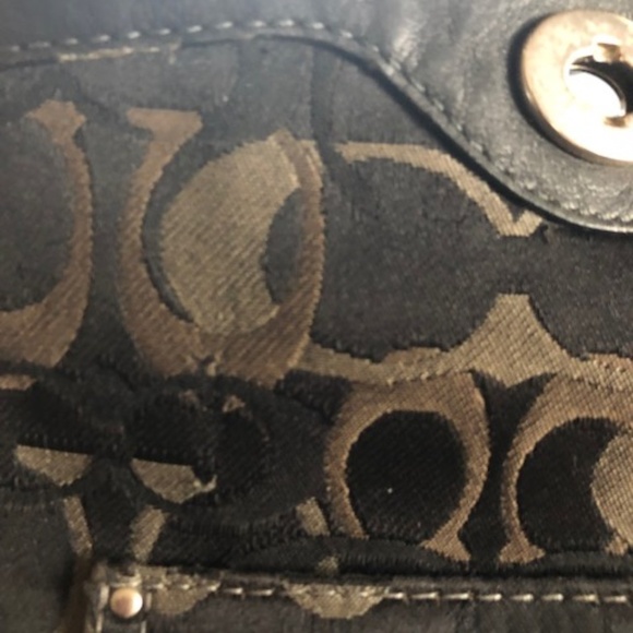 Coach Purse - Picture 7 of 8